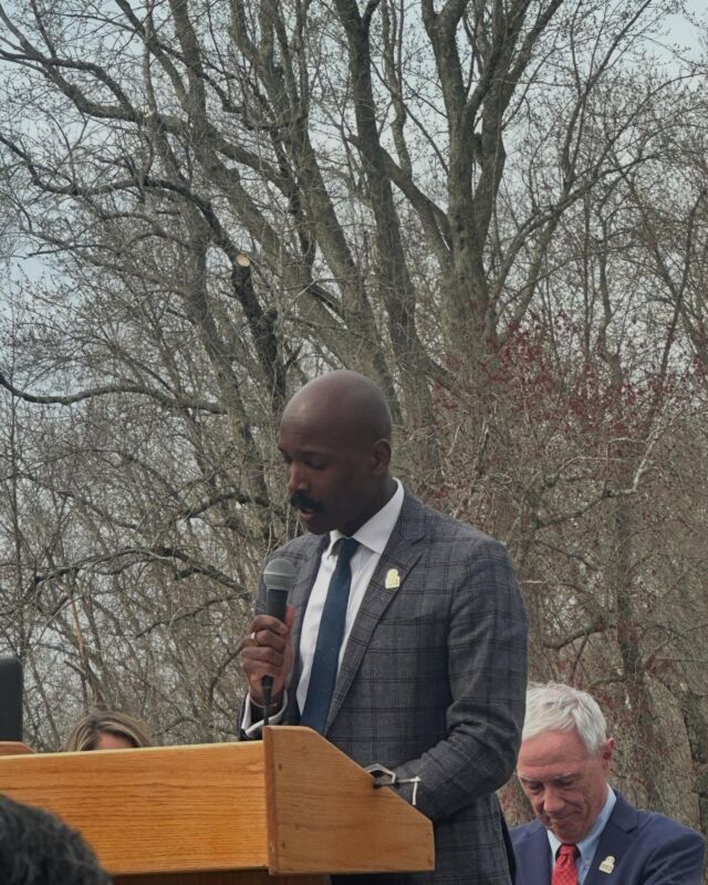 Congrats to former President of @robbinshouse Dr. Munro and the entire @concordma250th  planning committee on a wonderful day celebrating America’s beginning.